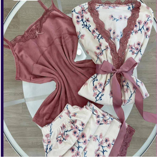 طقم Velvet Lace 3pcs – روب دانتيل برباط