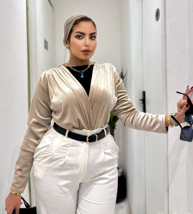 بلوزة القطيفة الفرنسي الأنيقة 💖✨