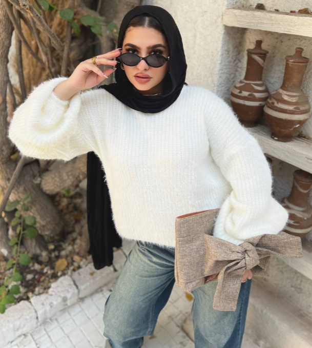 بلوفر تريكو رمش قصير –